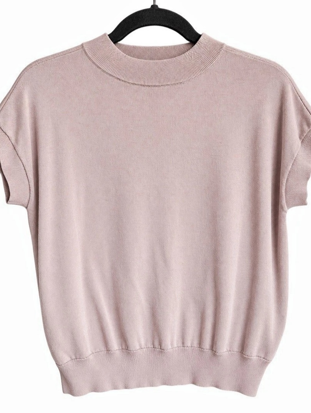 TAHARI neutral Pink Short Sleeve Sweater Size Medium